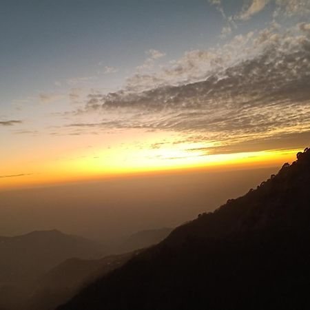 Humble Stay Villa Kasauli Exterior foto