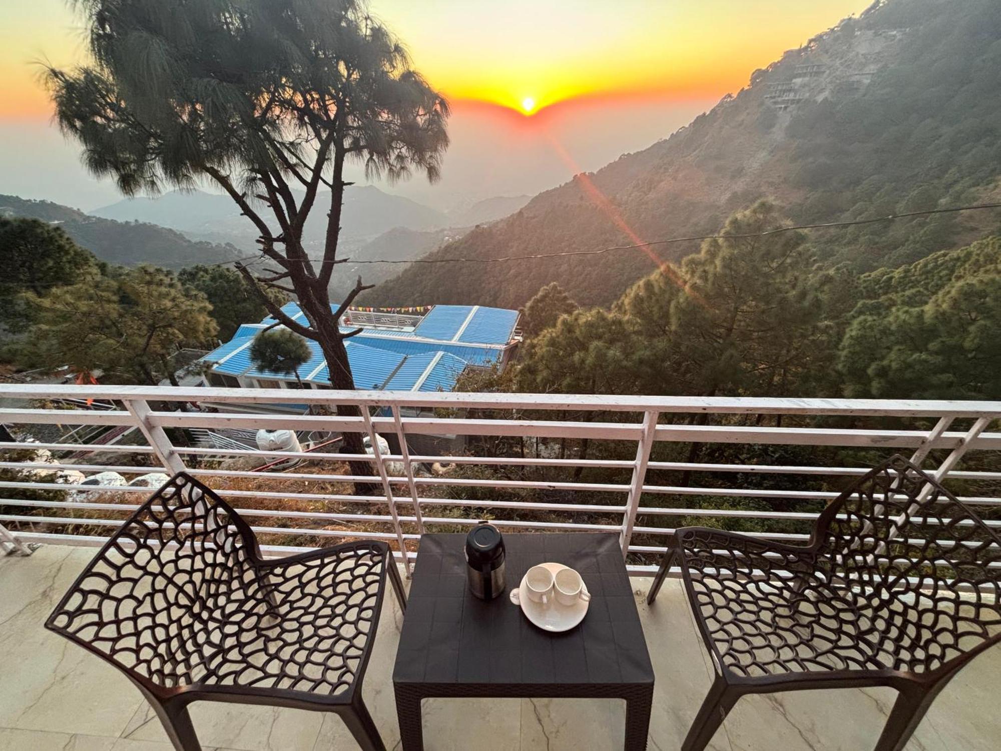 Humble Stay Villa Kasauli Exterior foto